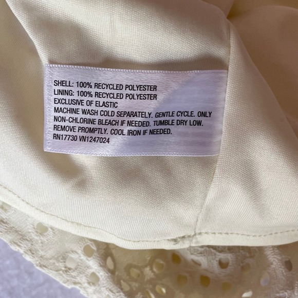 A New Day Cream Eyelet Peplum Camisole Top Smocked Back NWT Small - Picture 7 of 8